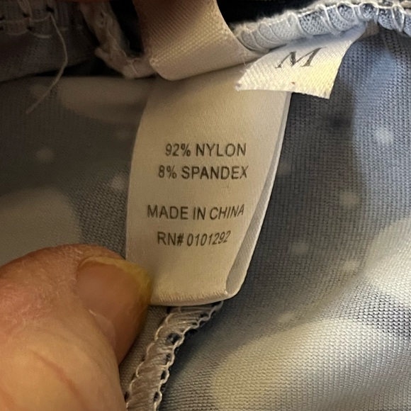 Women’s Lulu-B blue white daisy pull on skirt (skort)with built in shorts.Medium - Picture 9 of 14